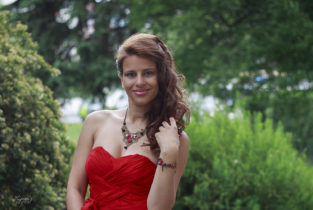 абитуриентски бал