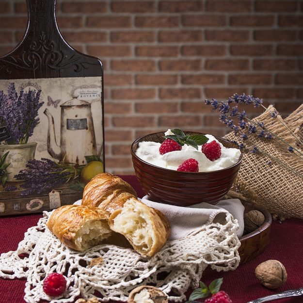 кисело мляко Рикас